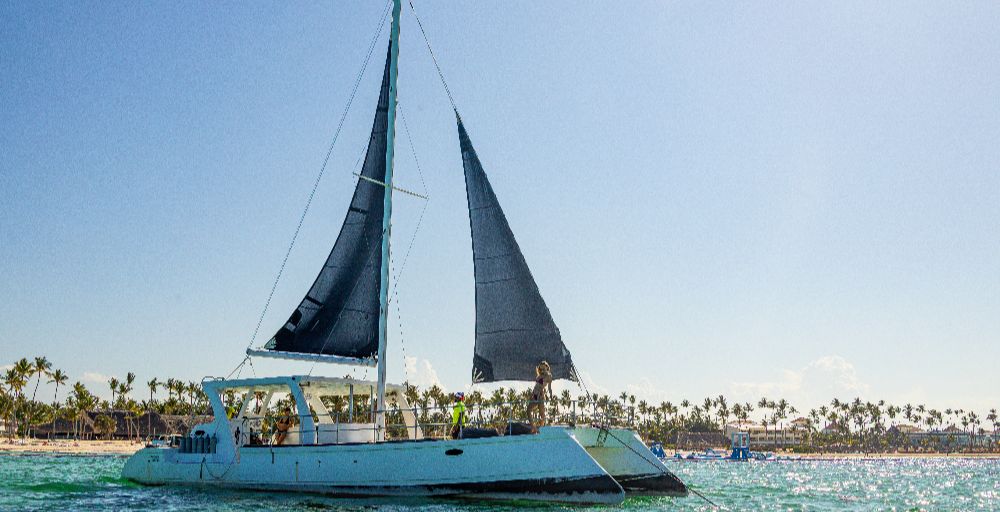 Power Sailing Brunch - Catamaran Privado